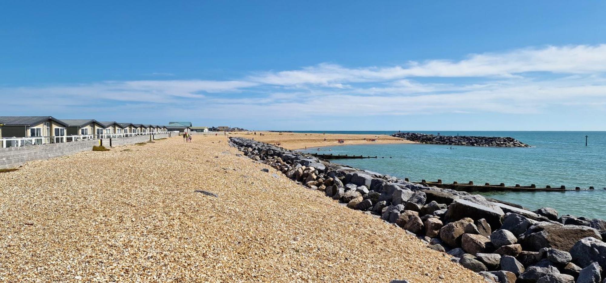 Cwtch, White Horse, Seal Bay Resort Selsey Esterno foto